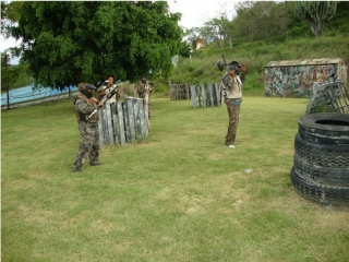 Jugando al paintball